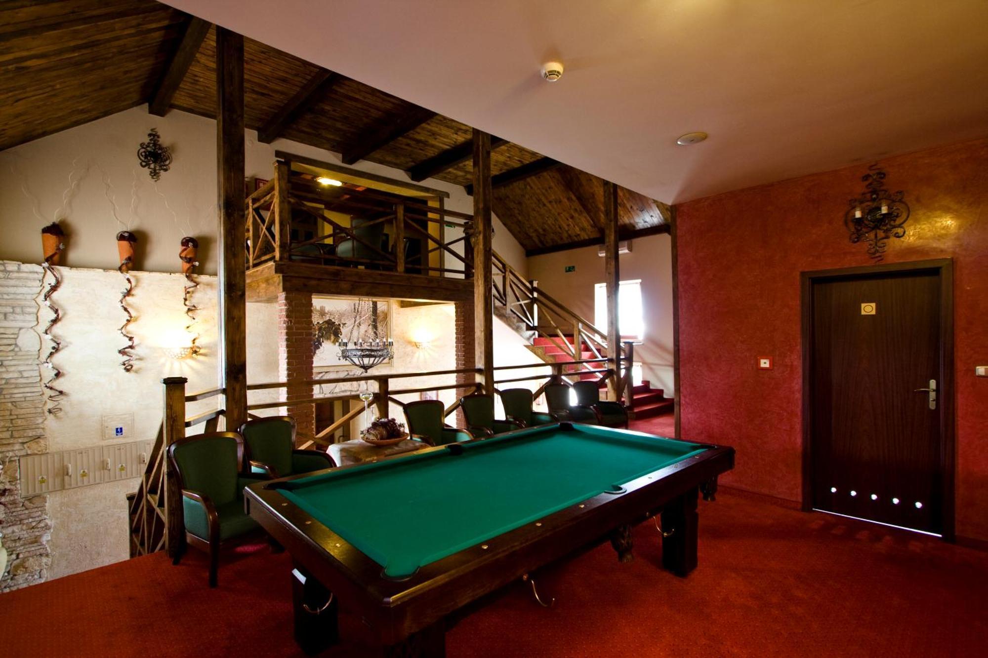 Resort Jura Крочице Экстерьер фото