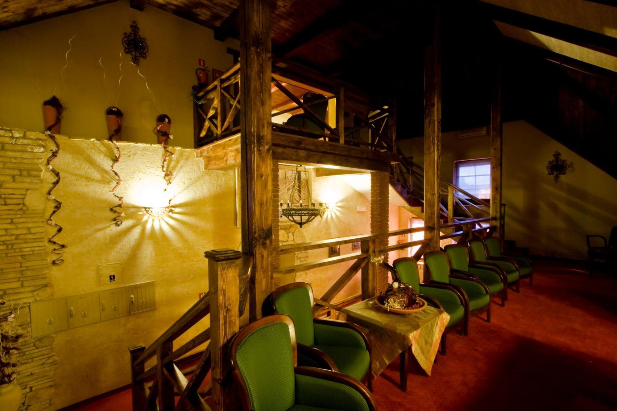 Resort Jura Крочице Экстерьер фото